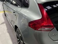 Usata Volvo V40 CC 120 CV (88 kW) 2017 Argento Station wagon
