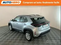 Usata Toyota Yaris Cross 92 CV (67 kW) 2025 Grigio SUV