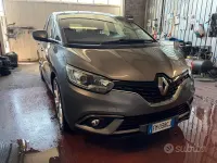 Usata Renault Scénic 110 CV (80 kW) 2018 Grigio Monovolume