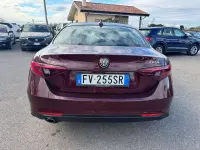 Usata Alfa Romeo Giulia Business 160 CV (117 kW) 2019 Rosso Berlina