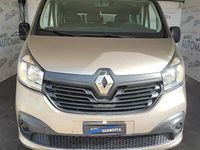 Usata Renault Trafic 126 CV (92 kW) 2017 Grigio chiaro Monovolume