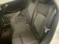 Usata Mercedes B180 Elegance 109 CV (80 kW) 2014 Bianco Utilitaria