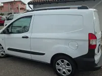 Usata Ford Transit Trend 101 CV (74 kW) 2022 Bianco / pastello Furgone