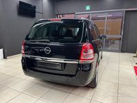 Usata Opel Zafira Cosmo 110 CV (80 kW) 2009 Nero Monovolume