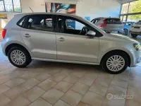 Usata VW Polo Trendline 75 CV (55 kW) 2017 Grigio Berlina