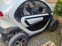 Begagnad Renault Twizy 12 kW (17 HK) 2012 Svart Halvkombi