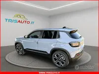 Nuova Jeep Avenger Summit 99 CV (72 kW) 2026 Grigio SUV