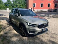 Usata Volvo XC40 Inscription 190 CV (139 kW) 2018 Oro SUV
