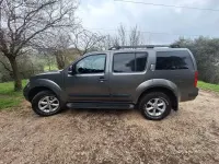 Usata Nissan Pathfinder 163 CV (119 kW) 2008 Verde SUV