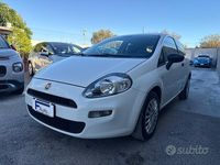 Usado Fiat Punto 75 CV (55 kW) 2013 Blanco Van