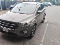 Usata Ford Kuga ST-Line 150 CV (110 kW) 2017 Nero SUV