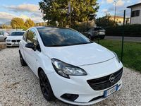 Usado Opel Corsa 90 HP (66 kW) 2016 Preto Coupé