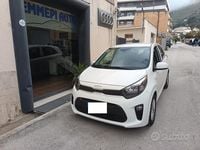 Begagnad Kia Picanto Urban 67 HK (49 kW) 2024 Vit Halvkombi