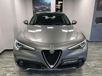 Usata Alfa Romeo Stelvio 209 CV (153 kW) 2017 Grigio SUV