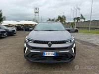Usata Renault Captur Techno 145 CV (106 kW) 2024 Grigio SUV
