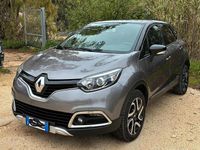 Usata Renault Captur Intens 90 CV (66 kW) 2016 Grigio SUV