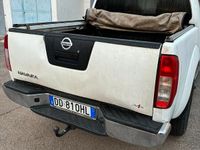Gebraucht Nissan Navara 171 PS (125 kW) 2006 Weiß Pickup