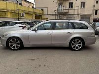 Usata BMW 530 218 CV (160 kW) 2005 Argento Station wagon