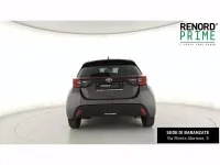Usata Toyota Yaris Lounge 116 CV (85 kW) 2021 Grigio scuro Utilitaria