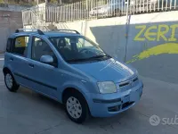 Usata Fiat Panda 75 CV (55 kW) 2011 Bluazzurro Utilitaria