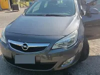 Käytetty Opel Astra 110 HP (80 kW) 2011 Harmaa Sedan