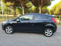 Usata Ford Fiesta 82 CV (60 kW) 2011 Nero Berlina