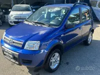 Usado Fiat Panda 4x4 Climbing 75 CV (55 kW) 2006 Azul Utilitario