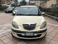 Usata Lancia Ypsilon 70 CV (51 kW) 2004 Beige Utilitaria