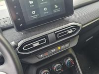 Usata Dacia Sandero 91 CV (66 kW) 2024 Bianco Berlina