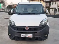 Usata Fiat Doblò 120 CV (88 kW) 2015 Bianco pastello Monovolume