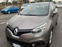 Usata Renault Captur Intens 110 CV (80 kW) 2016 Marrone SUV