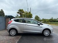 Second-hand Ford Fiesta Titanium 82 CP (60 kW) 2010 Gri Berlinǎ