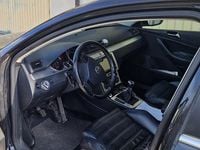 Usata VW Passat Highline 140 CV (102 kW) 2006 Nero Station wagon