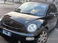 Usata VW New Beetle 102 CV (75 kW) 2004 Nero Utilitaria