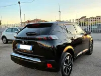 Usata Peugeot 2008 Allure 131 CV (96 kW) 2023 Nero SUV