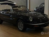 Usata Alfa Romeo Spider 101 CV (74 kW) 1986 Nero Cabrio