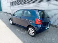 Usata Toyota Yaris 87 CV (63 kW) 2006 Bluazzurro Utilitaria