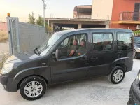 Usata Fiat Doblò 85 CV (62 kW) 2009 Nero Monovolume