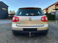 Usata VW Golf IV Comfortline 105 CV (77 kW) 2004 Argento Berlina
