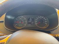 Usata Dacia Sandero Essentiel 91 CV (66 kW) 2022 Rosso Utilitaria