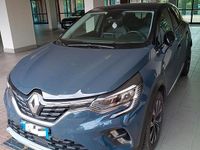 Usata Renault Captur Techno 101 CV (74 kW) 2024 Blu SUV