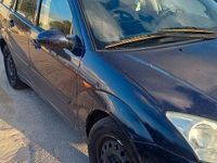 Usata Ford Focus 90 CV (66 kW) 2002 Blu Berlina