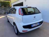 Usata Fiat Punto Evo Dynamic 77 CV (56 kW) 2011 Bianca Utilitaria