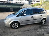 Usado Opel Meriva 2005 Gris Monovolumen