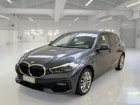 Usado BMW 118 Sport Line 136 HP (100 kW) 2021 Cinzento Citadino