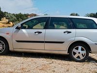 Usata Ford Focus 116 CV (85 kW) 2003 Grigio Station wagon
