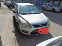Usata Ford Focus 90 CV (66 kW) 2008 Grigio Station wagon