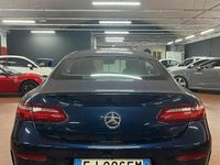 Usata Mercedes E220 AMG line 194 CV (142 kW) 2017 Blu Berlina