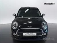 Usata Mini ONE 75 CV (55 kW) 2018 Midnight black metallizzato Utilitaria