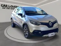 Usata Renault Captur 90 CV (66 kW) 2017 Xnm be style berlino (grigio SUV